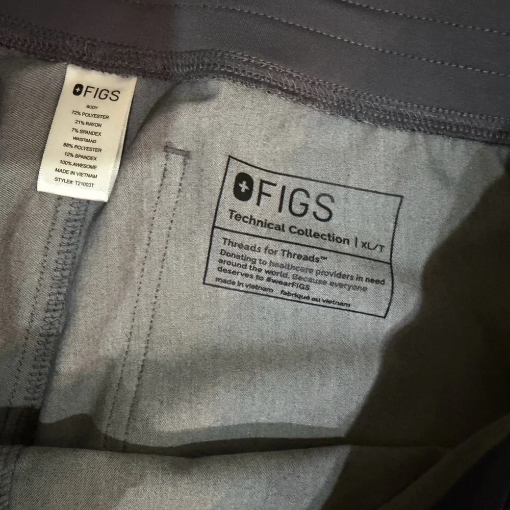 Figs relaxed fit